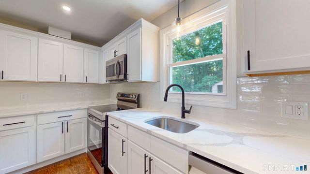 79 First Avenue, New Haven, CT 06513