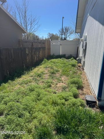 208 E Hampton Drive, Carson City, NV 89706