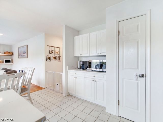 14 Lagoon Way, Roxbury Twp., NJ 07852