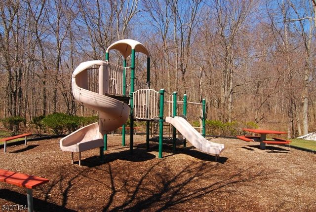 14 Lagoon Way, Roxbury Twp., NJ 07852