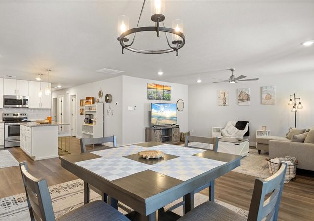 2301 Meteor Trail, Granbury, TX 76048