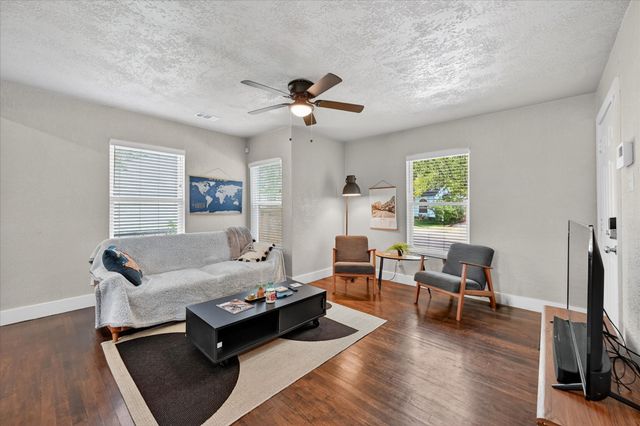 4221 Lisbon Street, Fort Worth, TX 76107