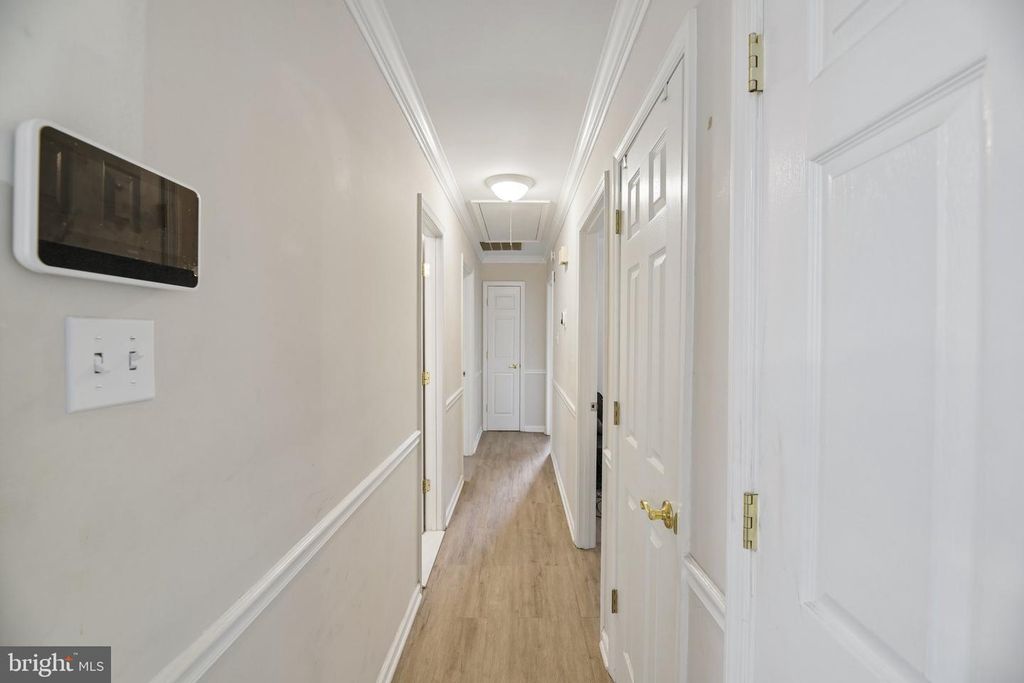 Image 10 of property listing at 15217 LIVINGSTON RD, Accokeek, MD 20607