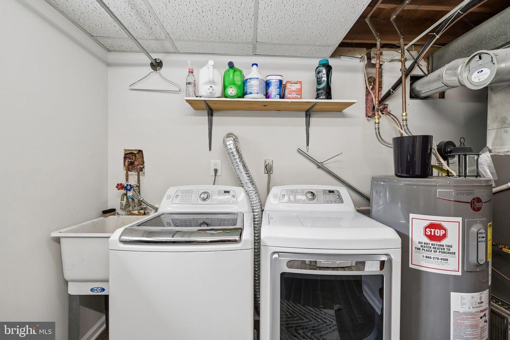Image 22 of property listing at 15217 LIVINGSTON RD, Accokeek, MD 20607