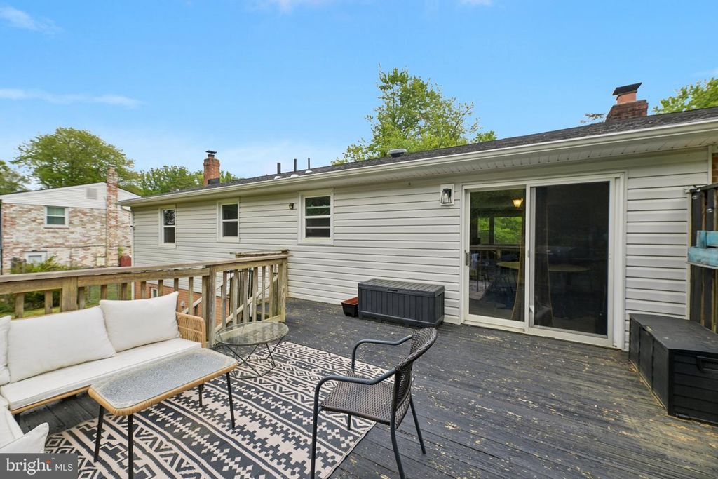 Image 28 of property listing at 15217 LIVINGSTON RD, Accokeek, MD 20607