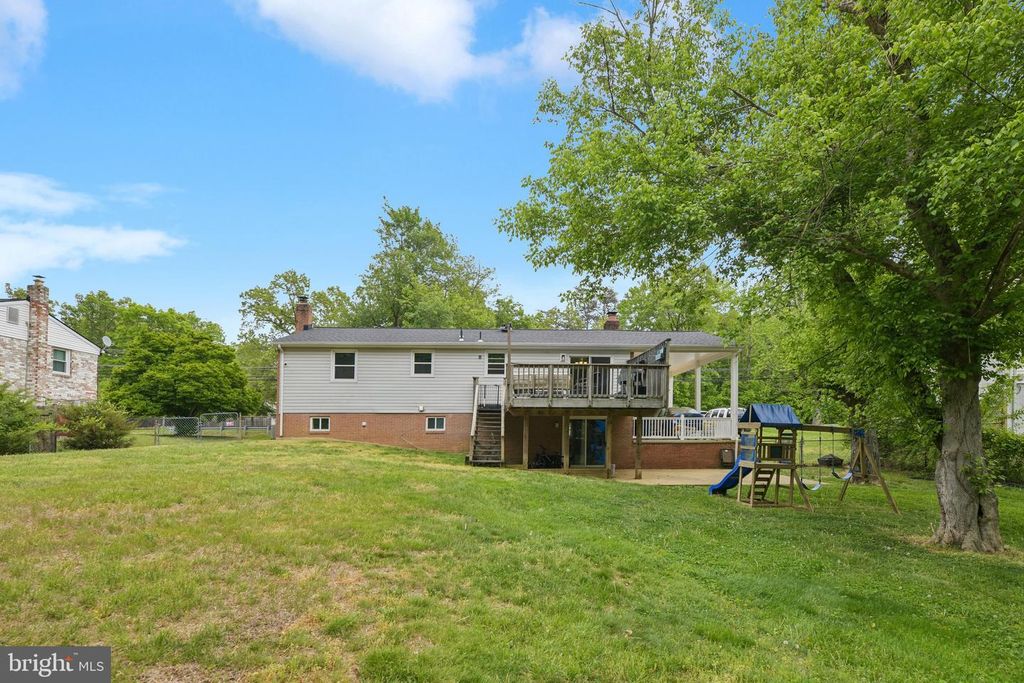 Image 30 of property listing at 15217 LIVINGSTON RD, Accokeek, MD 20607