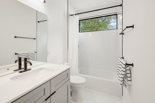 3409 Neal ST 2, Austin, TX 78702