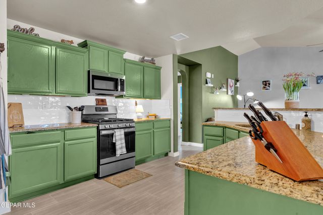 12165 BUCKSHOT Place, El Paso, TX 79934