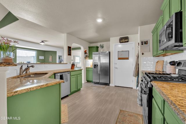 12165 BUCKSHOT Place, El Paso, TX 79934