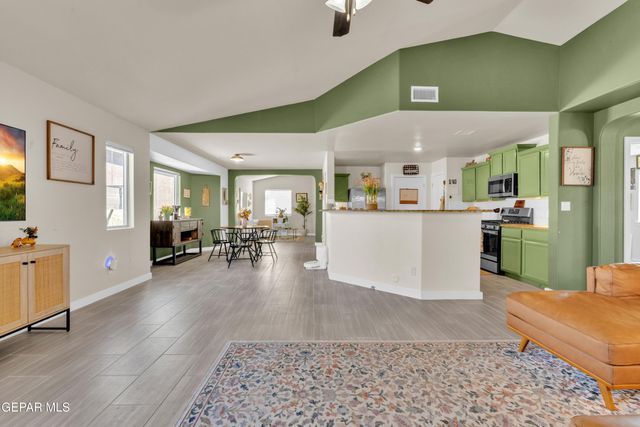 12165 BUCKSHOT Place, El Paso, TX 79934