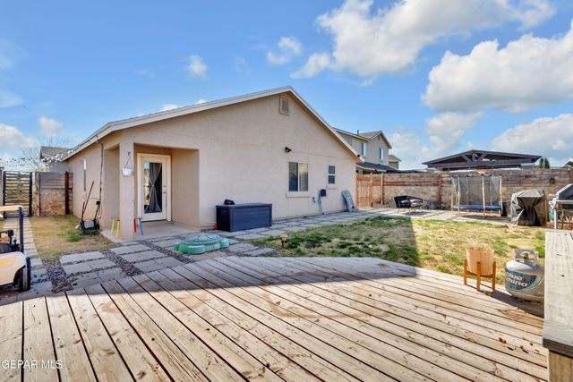 12165 BUCKSHOT Place, El Paso, TX 79934