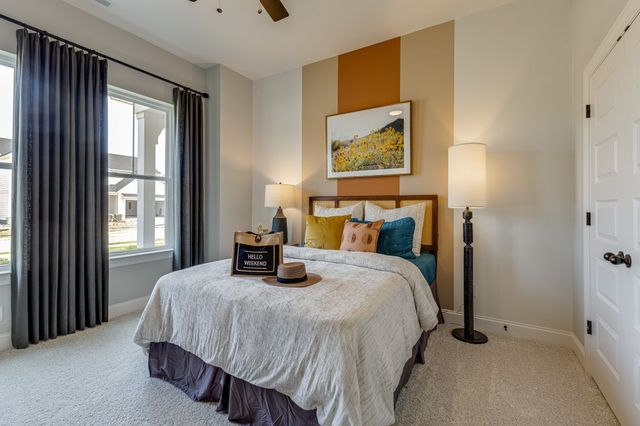 838 Drivers Cir, Columbia, TN 38401