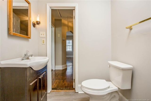 951 Chester Circle, Fayetteville, NC 28303