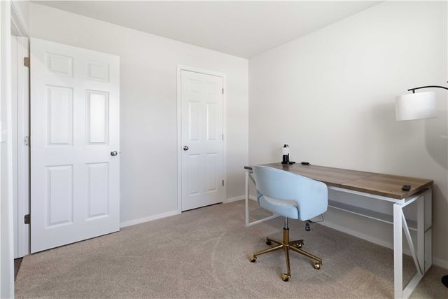 2262 S Ouachita Drive, Fayetteville, AR 72701