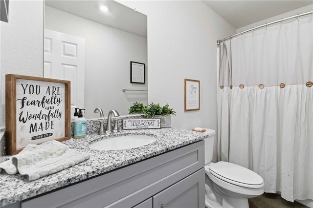 2262 S Ouachita Drive, Fayetteville, AR 72701