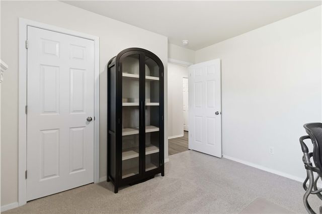 2262 S Ouachita Drive, Fayetteville, AR 72701