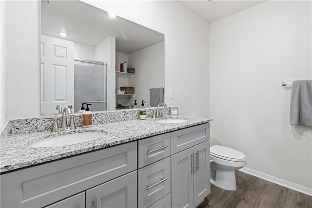 2262 S Ouachita Drive, Fayetteville, AR 72701