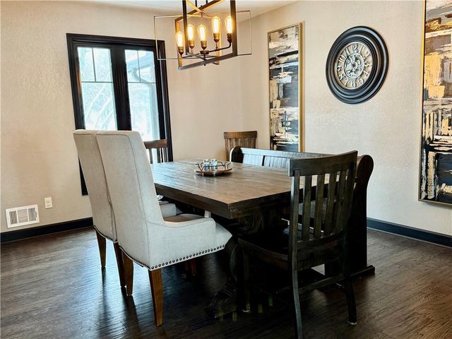 12470 Lipper Avenue, Higginsville, MO 64037