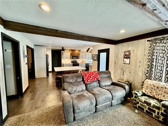 12470 Lipper Avenue, Higginsville, MO 64037