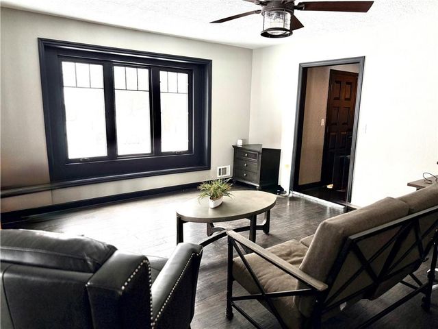 12470 Lipper Avenue, Higginsville, MO 64037