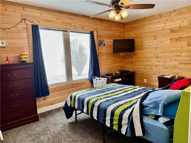 12470 Lipper Avenue, Higginsville, MO 64037