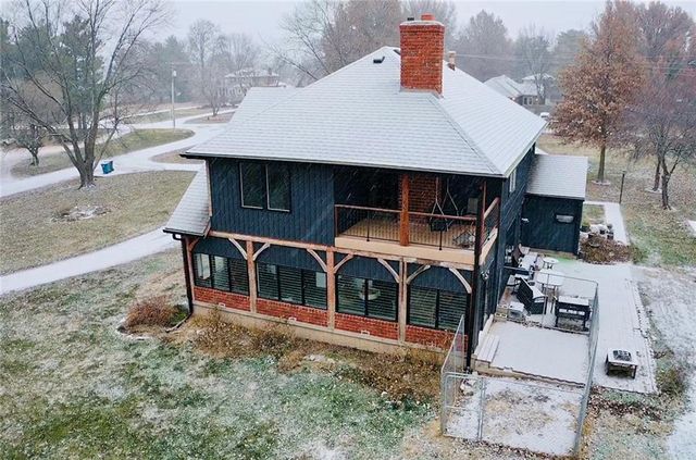 12470 Lipper Avenue, Higginsville, MO 64037