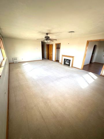 29428 E 500 North Road, Leroy, IL 61752