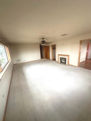 29428 E 500 North Road, Leroy, IL 61752