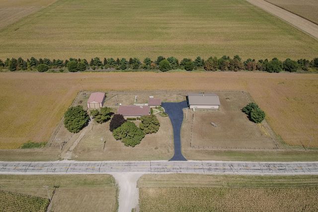 29428 E 500 North Road, Leroy, IL 61752