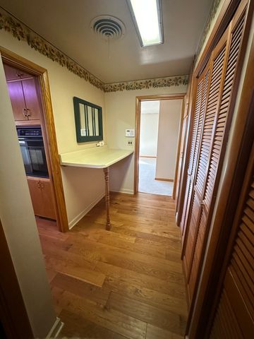 29428 E 500 North Road, Leroy, IL 61752