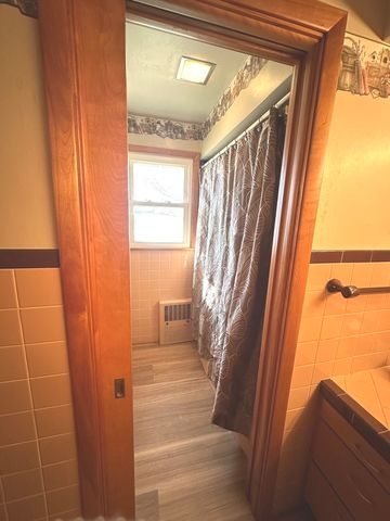 29428 E 500 North Road, Leroy, IL 61752