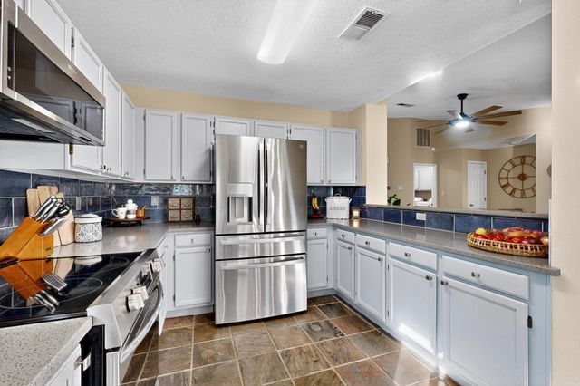 6604 Tierra Vista Avenue NW, Albuquerque, NM 87120