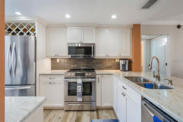 6277 BAHIA DEL MAR BOULEVARD 110, St Petersburg, FL 33715