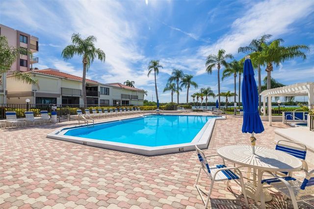 6277 BAHIA DEL MAR BOULEVARD 110, St Petersburg, FL 33715