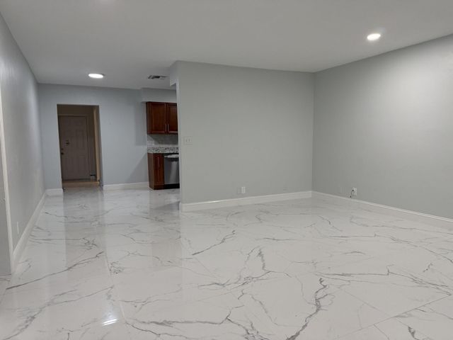 4330 NW 80th Avenue, Coral Springs, FL 33065