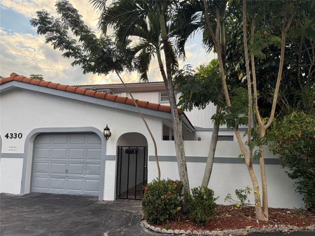 4330 NW 80th Avenue, Coral Springs, FL 33065