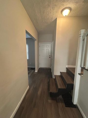 349 S Wayne Avenue, Columbus, OH 43204