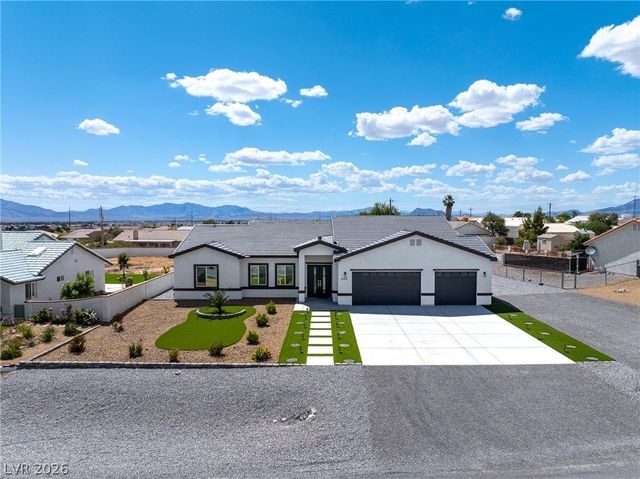 2120 Iroquois Avenue, Pahrump, NV 89048