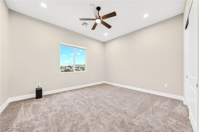 2120 Iroquois Avenue, Pahrump, NV 89048