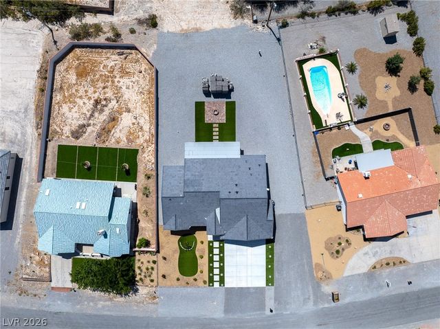 2120 Iroquois Avenue, Pahrump, NV 89048