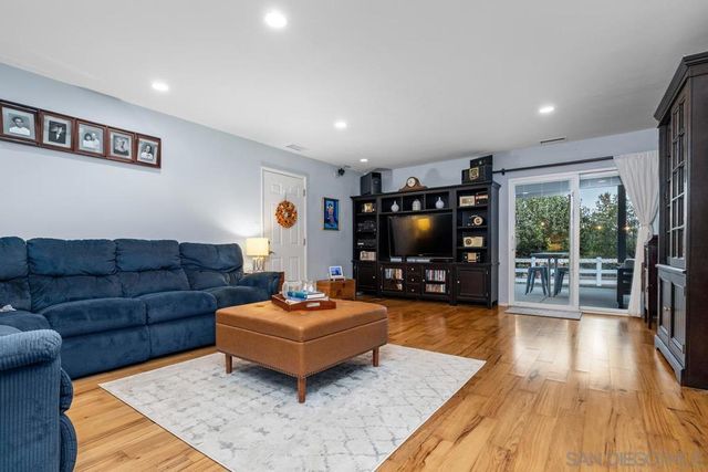 3131 E Victoria Drive, Alpine, CA 91901