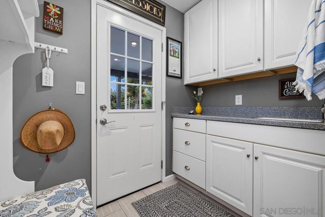 3131 E Victoria Drive, Alpine, CA 91901