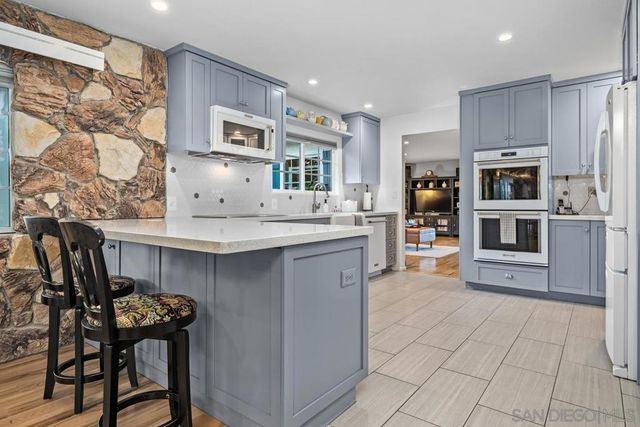 3131 E Victoria Drive, Alpine, CA 91901