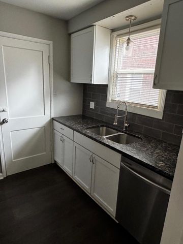 8278 Roselawn Street, Detroit City, MI 48204
