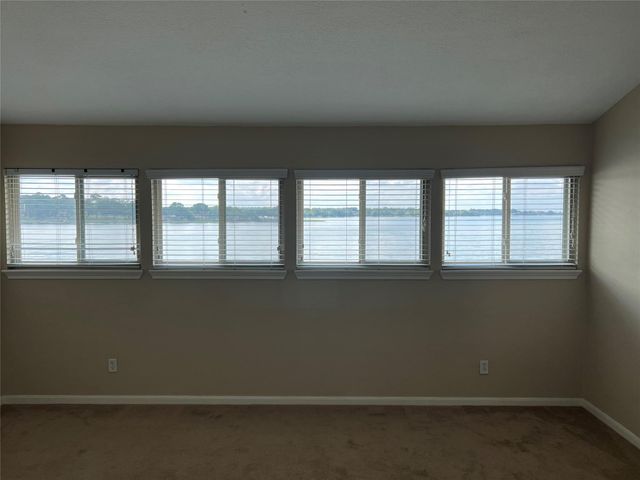 7041 Kingston Cove 253, Willis, TX 77318