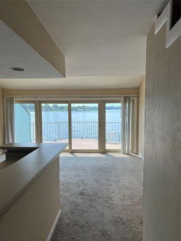 7041 Kingston Cove 253, Willis, TX 77318