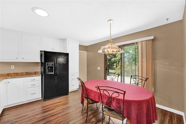 8746 Barton Drive, Strongsville, OH 44149