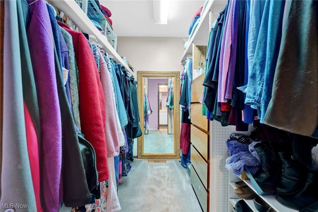 8746 Barton Drive, Strongsville, OH 44149