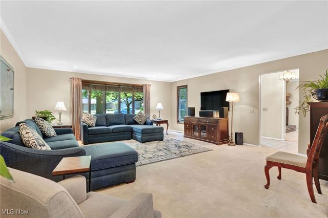 8746 Barton Drive, Strongsville, OH 44149