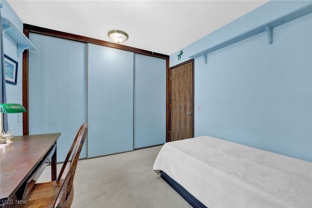 8746 Barton Drive, Strongsville, OH 44149